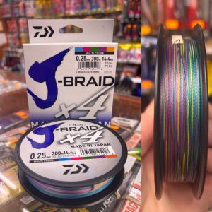 TRENZADO DAIWA J-BRAID 4X 300M PE#3 MULTICOLOR 0.25MM 14.4KG «EMBARCACIÓN»
