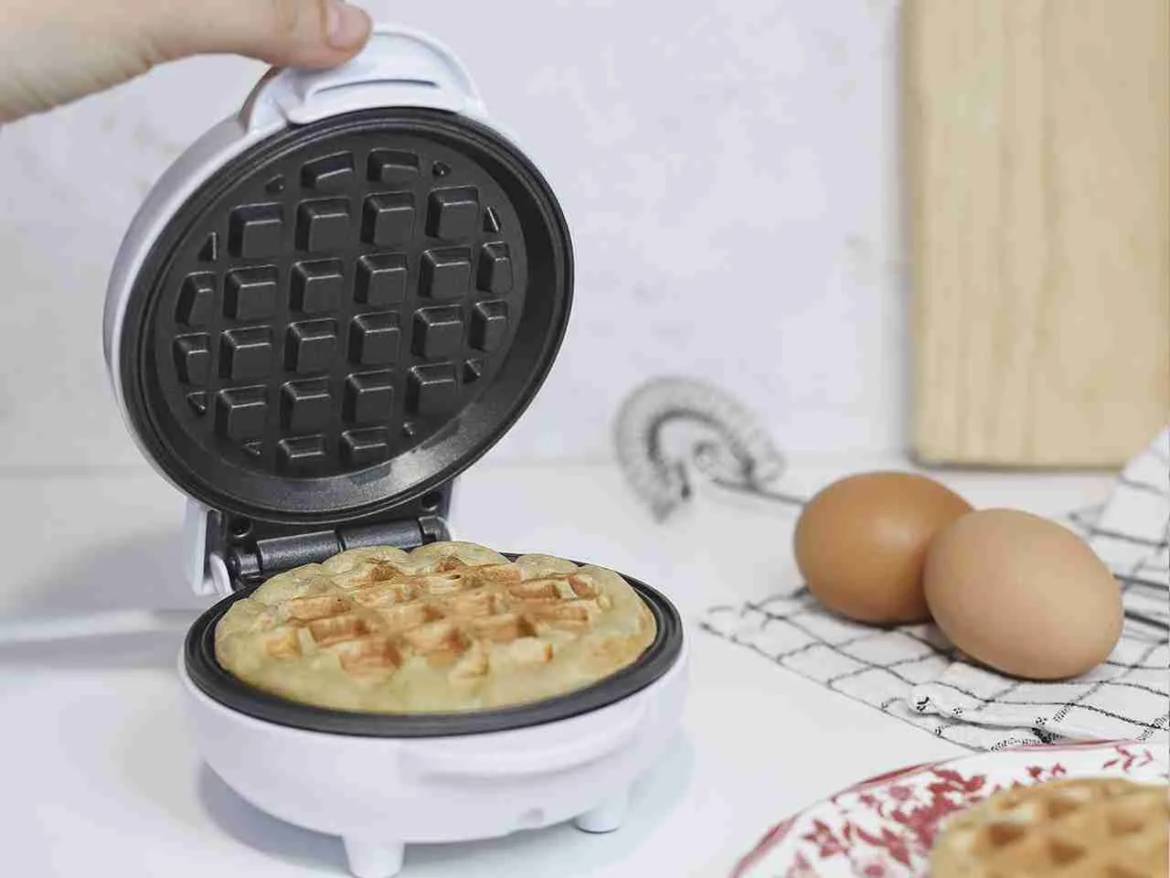 Mini Gofrera Antiadherente - Imagen 4