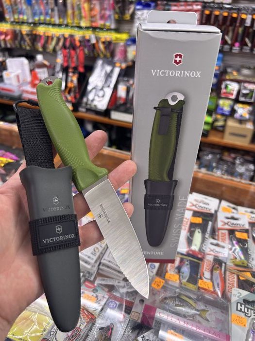 CUCHILLO VICTORINOX VENTURE OLIVE 3.0902.4 - Imagen 2