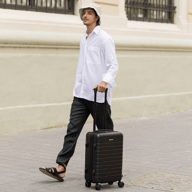 Maleta 10Kg de cabina 55×35,5x22cm rígida Numada Upfly T20 (20″) Negro - Imagen 3