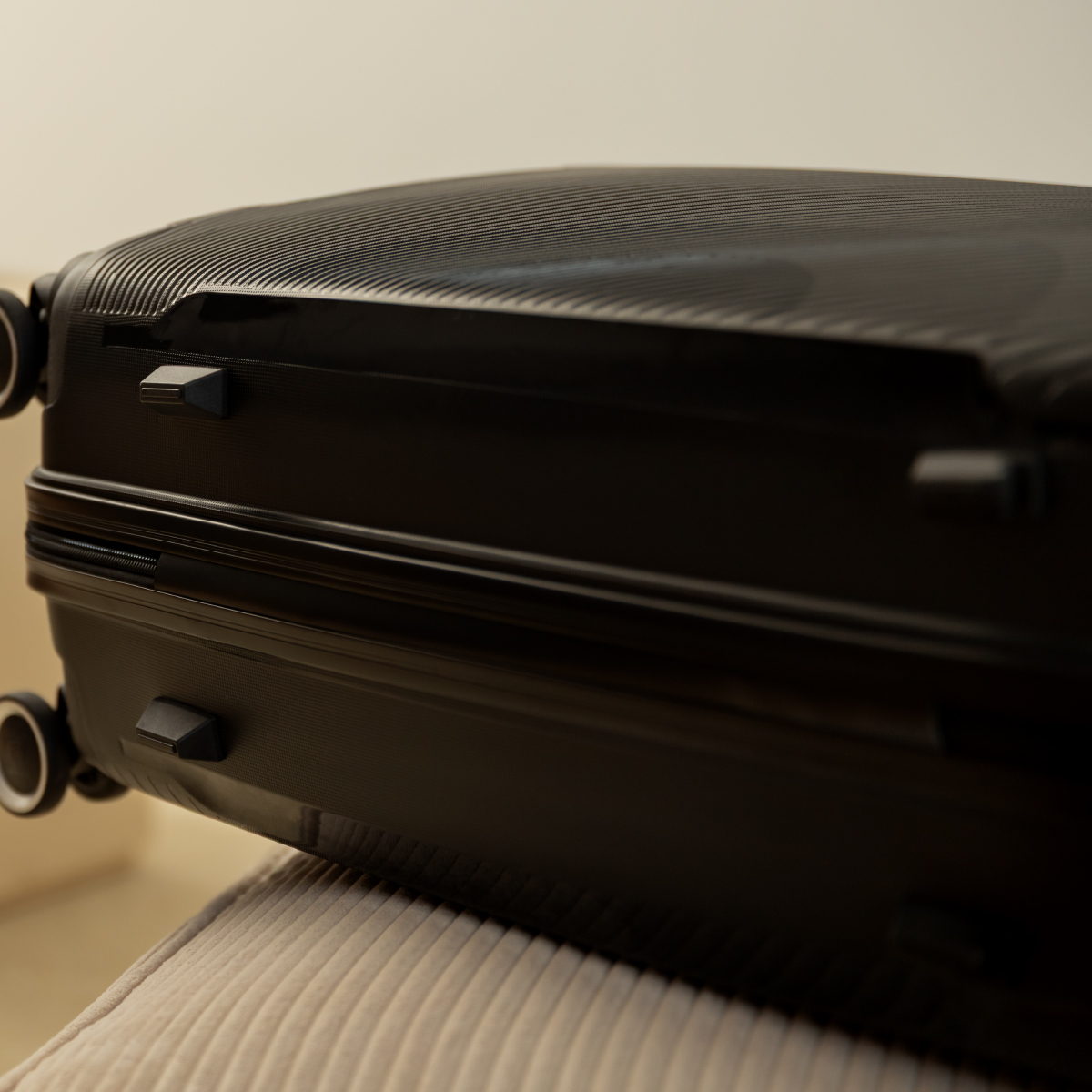 Juego de maletas rígidas PP 2 piezas (55/65cm) Numada Unbroken T210 Negro - Imagen 9
