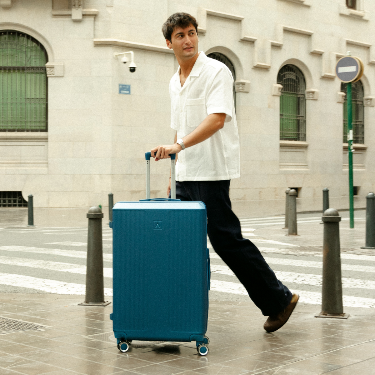 Maleta 25 Kg grande 76,5x49x29 cm Numada Elegance T15 28” (L) Azul Profundo - Imagen 3