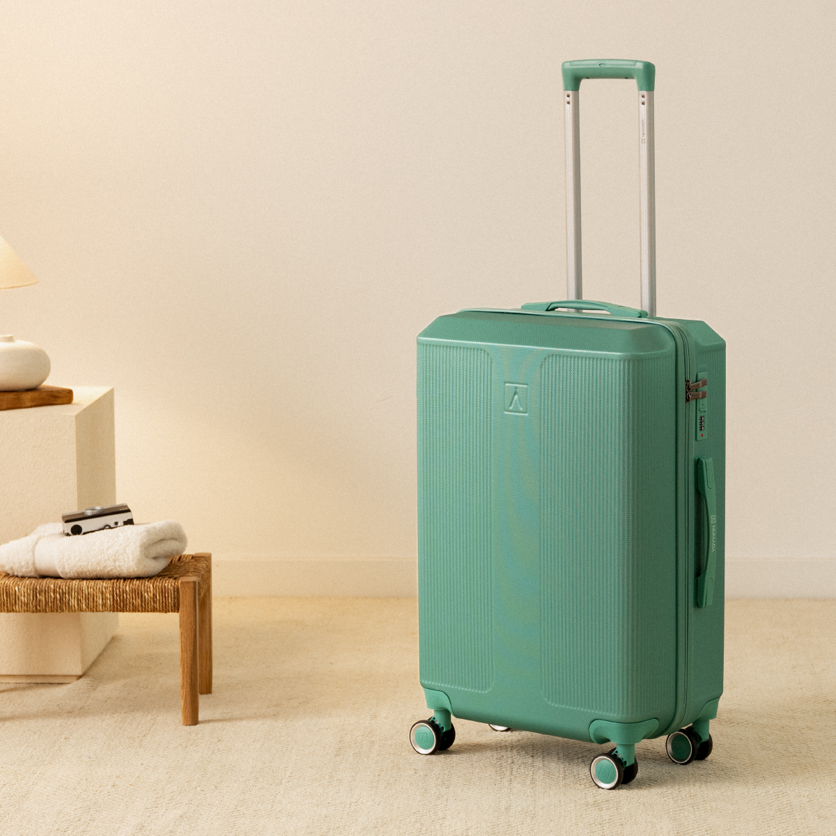 Maleta 18 Kg mediana 66,5x43x26 cm Numada Elegance T15 24” (M) Verde Aguamarina - Imagen 4