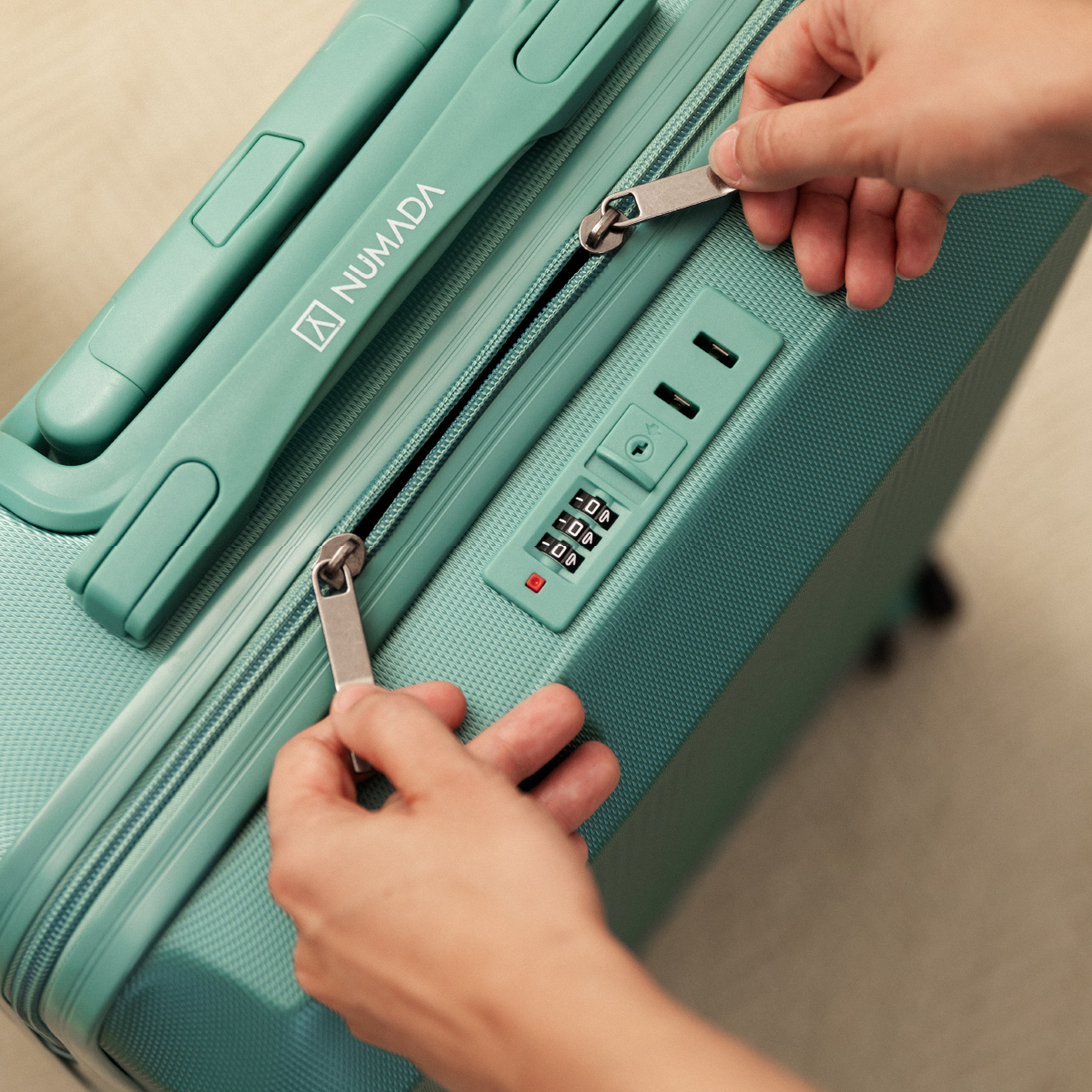 Maleta 18 Kg mediana 66,5x43x26 cm Numada Elegance T15 24” (M) Verde Aguamarina - Imagen 8