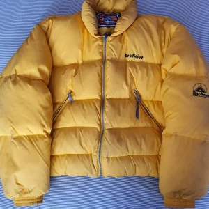 Plumífero mujer Roc Neije Amarillo