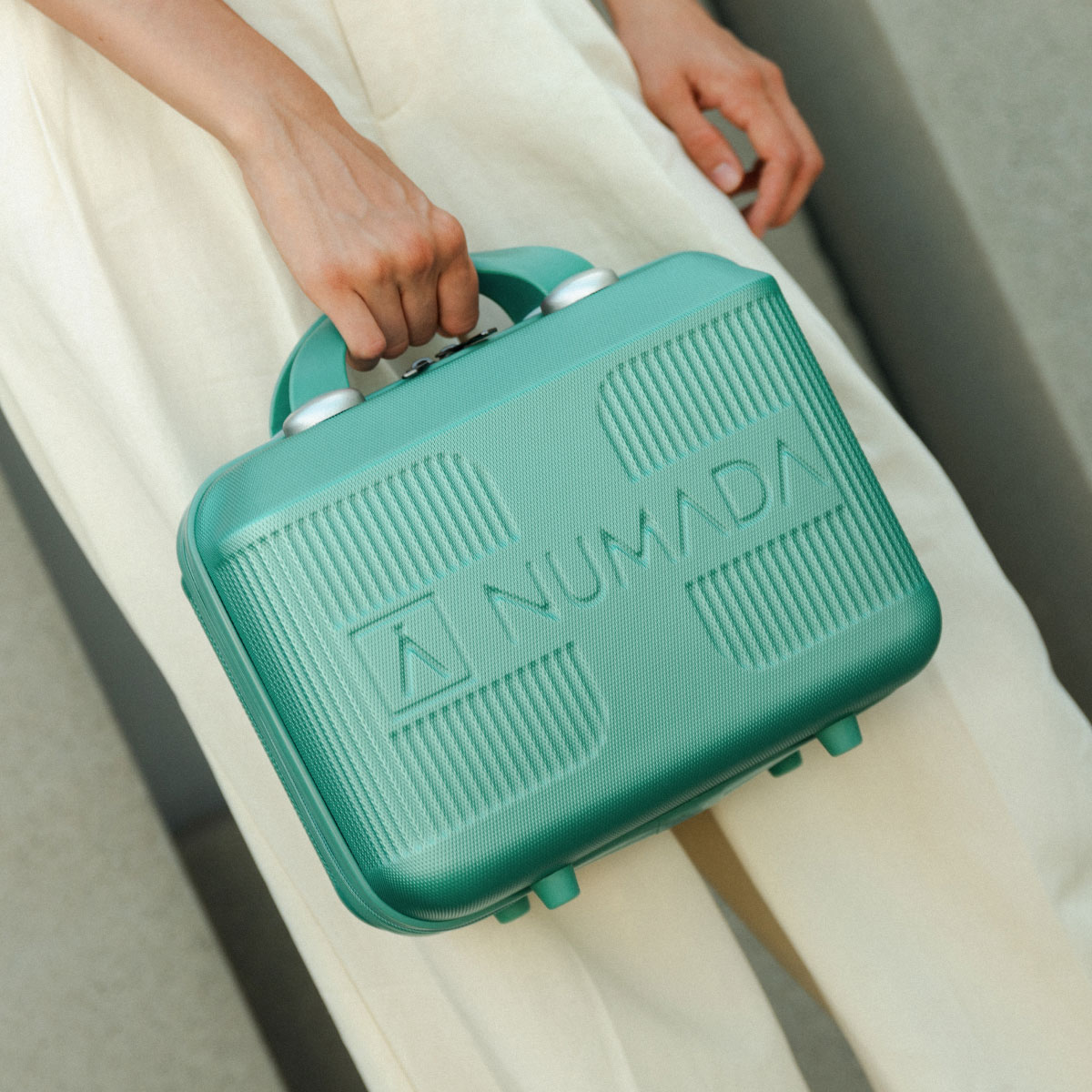 Neceser 5Kg rígido Numada Elegance T15 12” Verde Aguamarina - Imagen 3