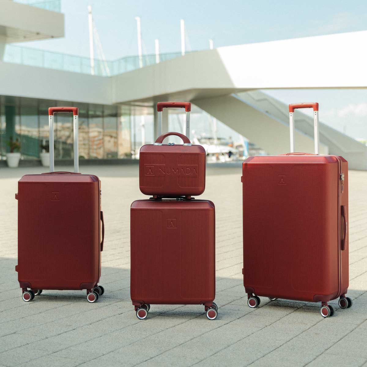 Juego de maletas 4 piezas (55/66,5/76,5cm + Neceser) Numada Elegance T15 Rojo Vino - Imagen 4