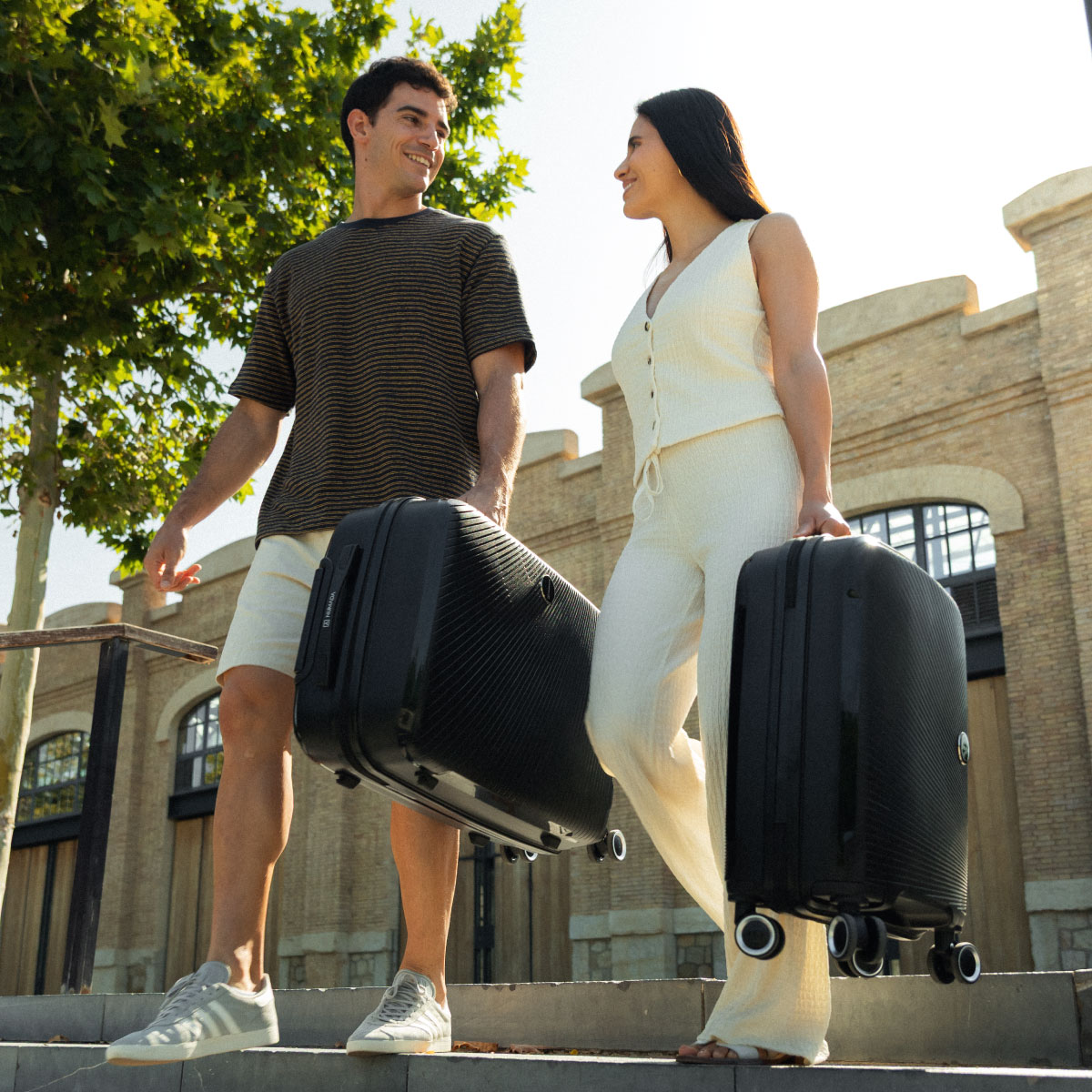 Juego de maletas rígidas PP 2 piezas (55/65cm) Numada Unbroken T210 Negro - Imagen 3